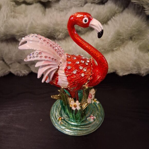 Flamingo Hinged Trinket Box Pink Crystals GORGEOUS !! LQQK !! NWOT - Picture 1 of 3